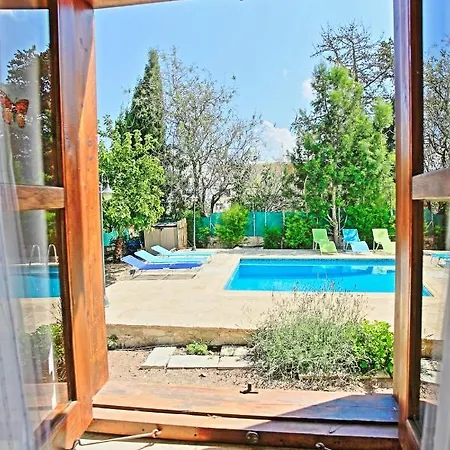 Simeon Estate Villa Dhrousha
