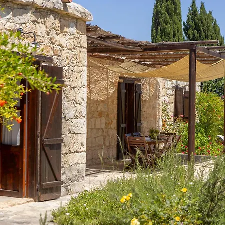Simeon Estate Villa Dhrousha